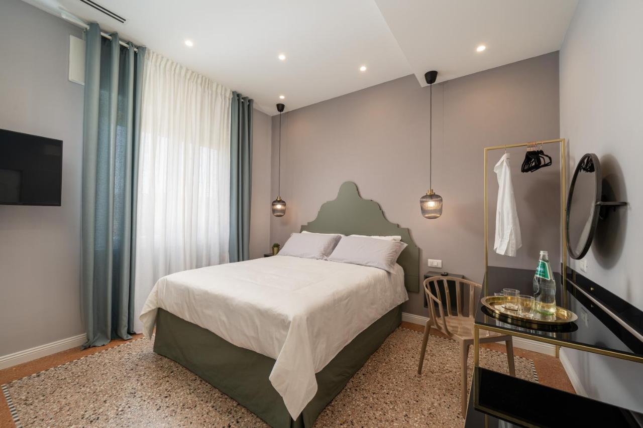 Nue Suites Sassari Exteriör bild
